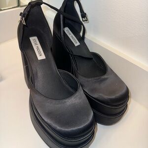 Steve Madden Black Platform Women's Shoes